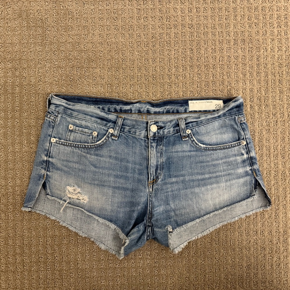 Rag & Bone distressed denim shorts size 29
